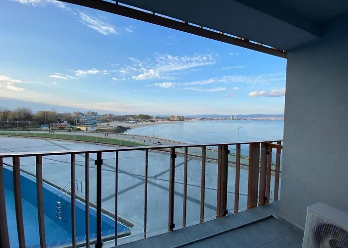 Διαμέρισμα Paradiso B 208 Private Sea View *