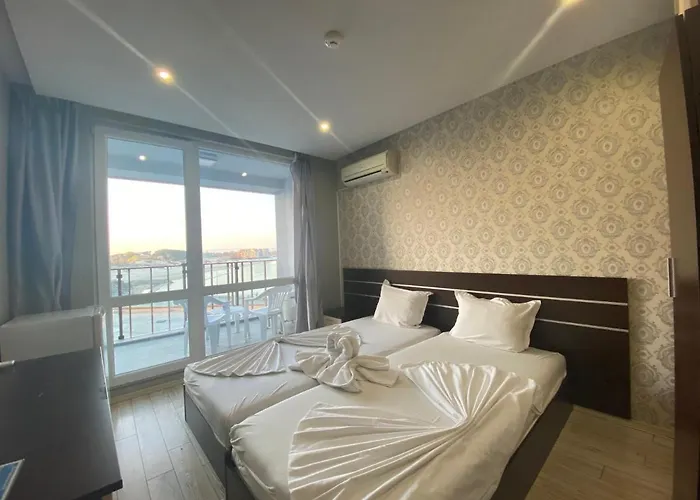 Paradiso B 208 Private Sea View * Νεσέμπαρ